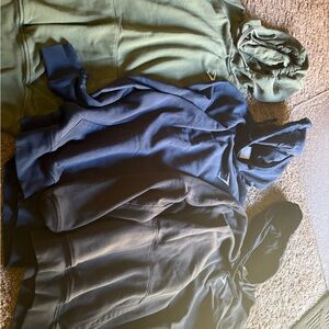 Gymshark men’s xs lot of three hoodie sweatshirts